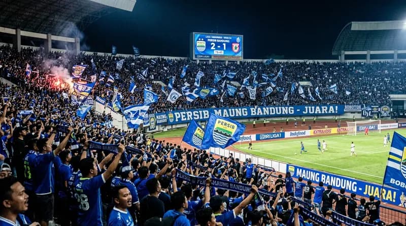 Jadwal Bola Malam Ini Live TV