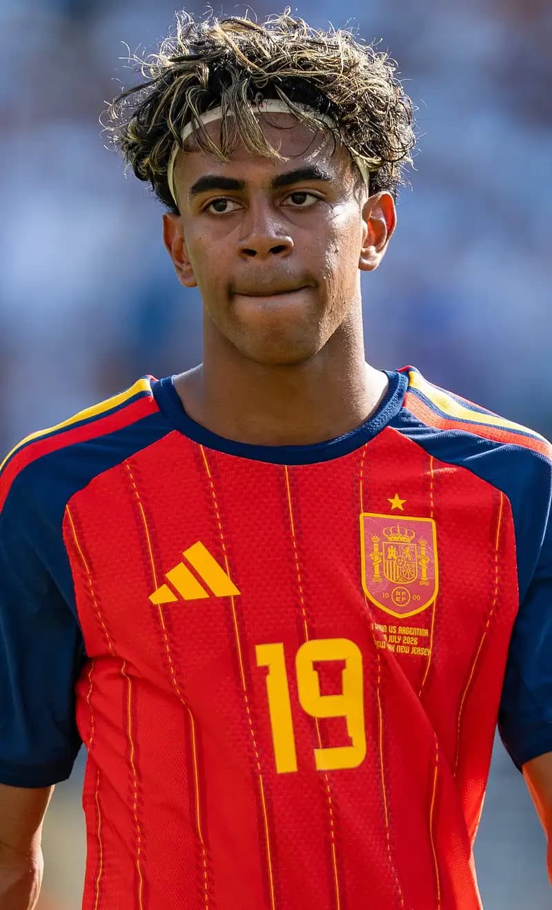 Profil Lamine Yamal: Wonderkid Barcelona