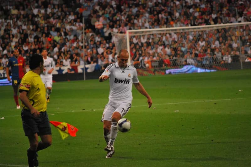 Apa Itu Inverted Winger? Sayap Terbalik dalam Sepak Bola